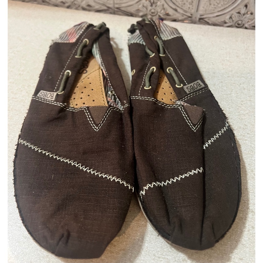 Skechers BOBS Womens Brown Canvas Slip On Boat Shoes Flats Toggle Heel Size 8